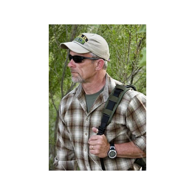 TAB GEAR SHOULDER PAD